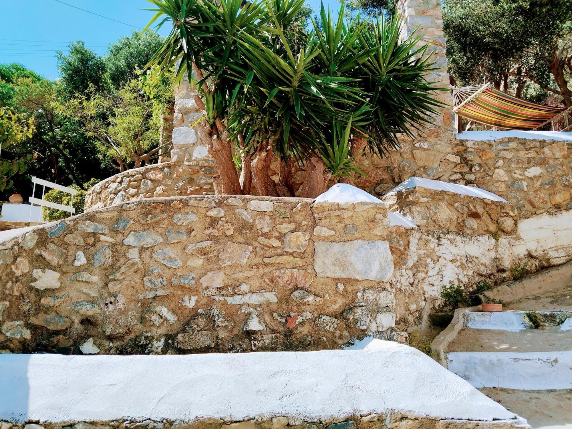 Holiday home Elegeo Rockhouse Agia Marina (Leros)