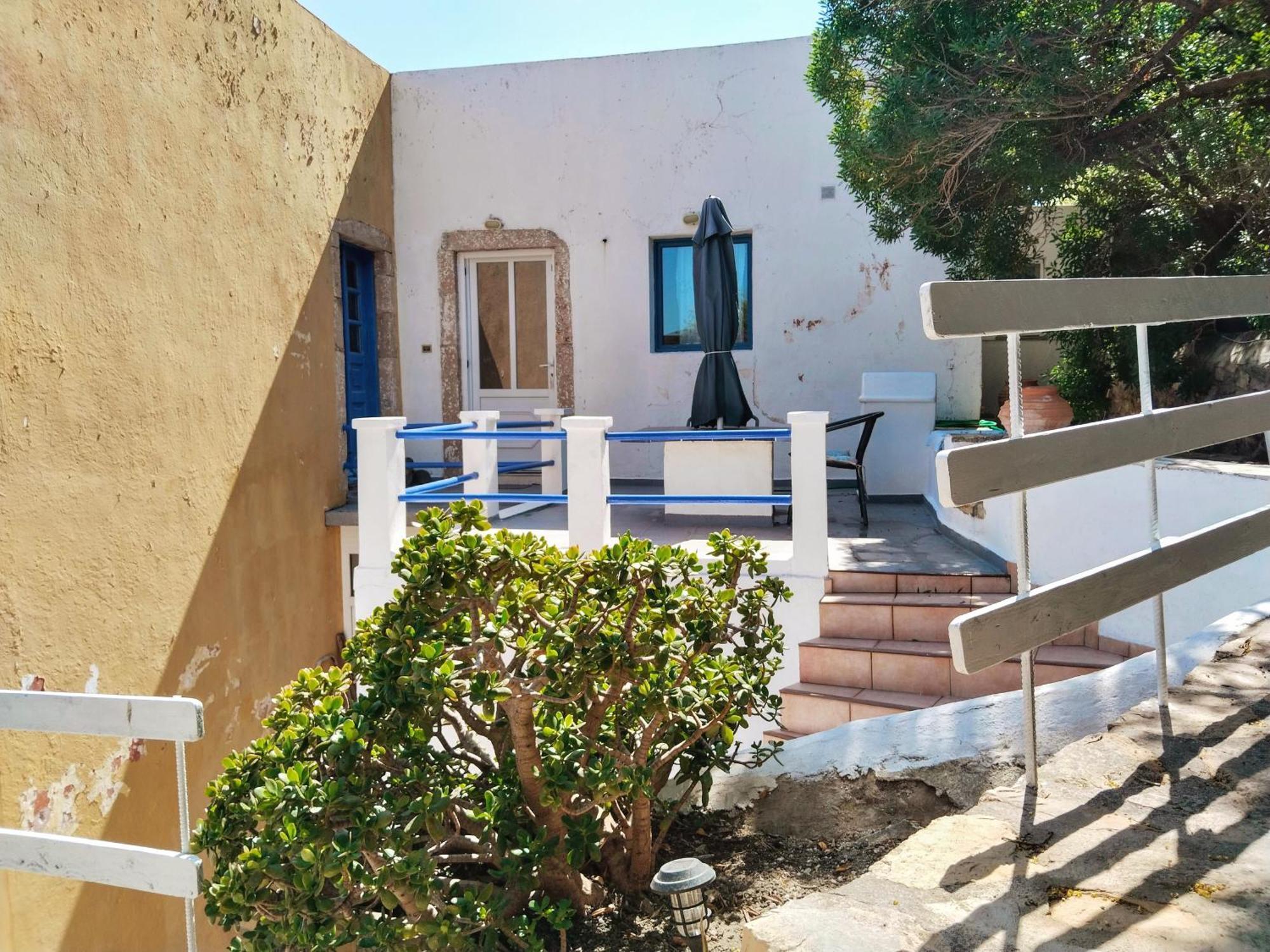 Elegeo Rockhouse Agia Marina (Leros)